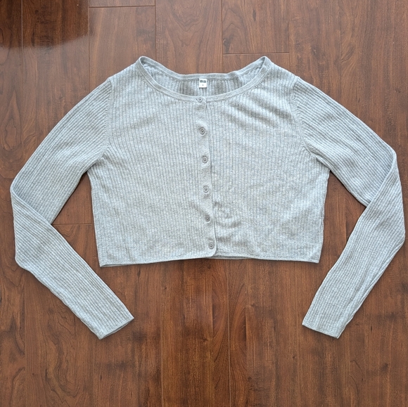 Cropped Cardigan - Picture 9 of 10